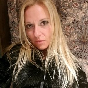 Meet your Posher, Robyn